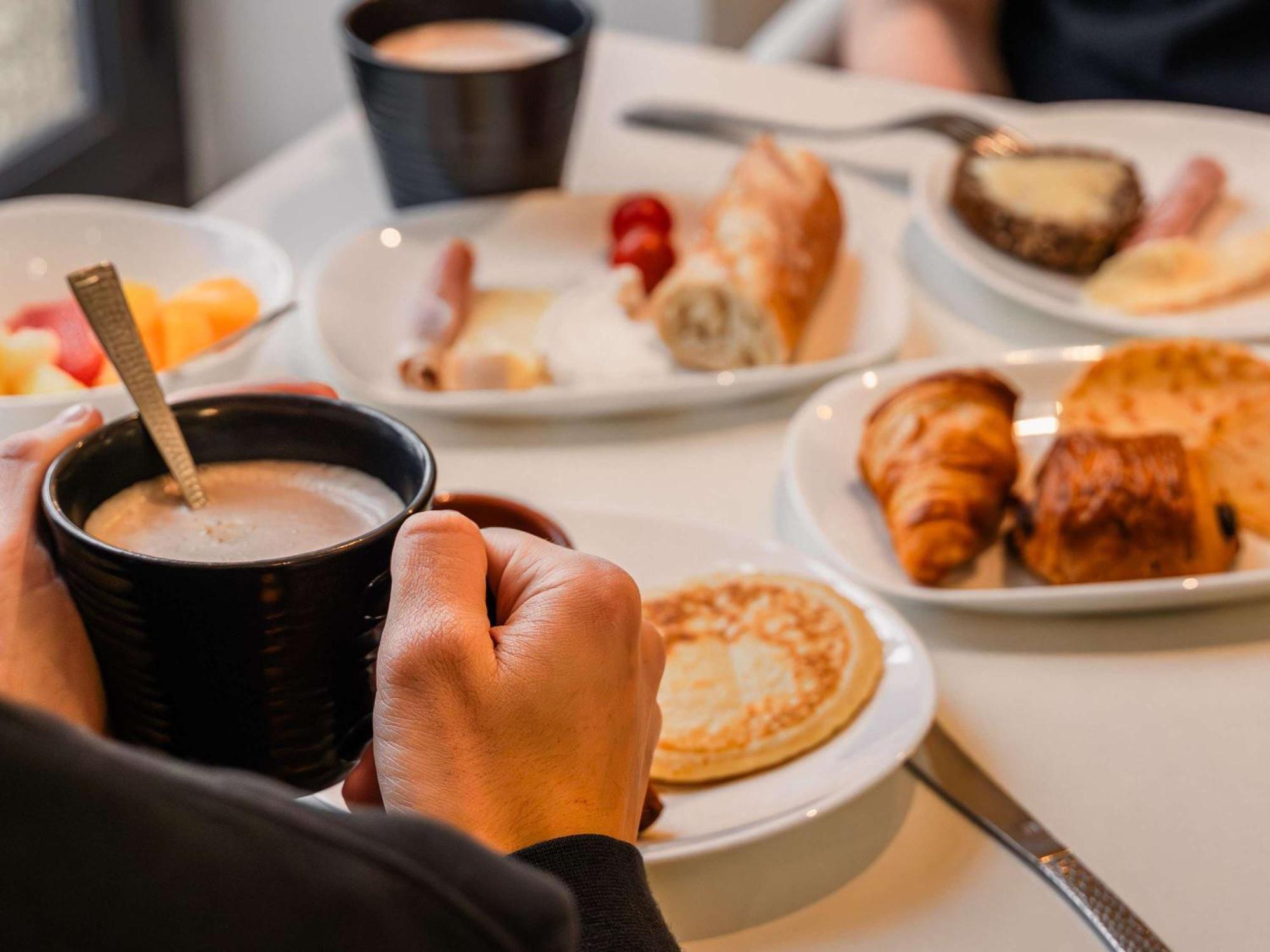 Ibis Styles Vannes Gare Centre Εξωτερικό φωτογραφία