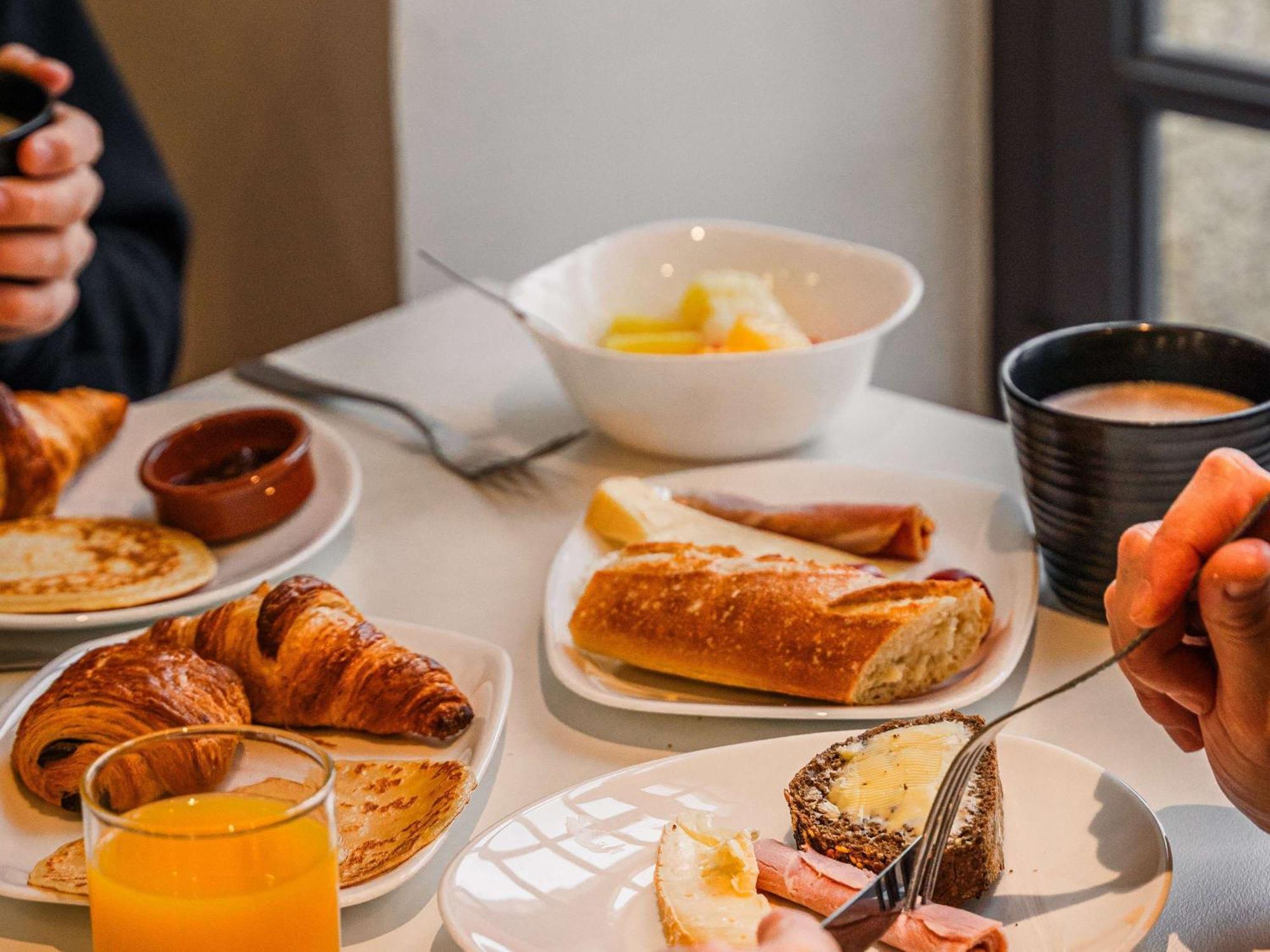 Ibis Styles Vannes Gare Centre Εξωτερικό φωτογραφία
