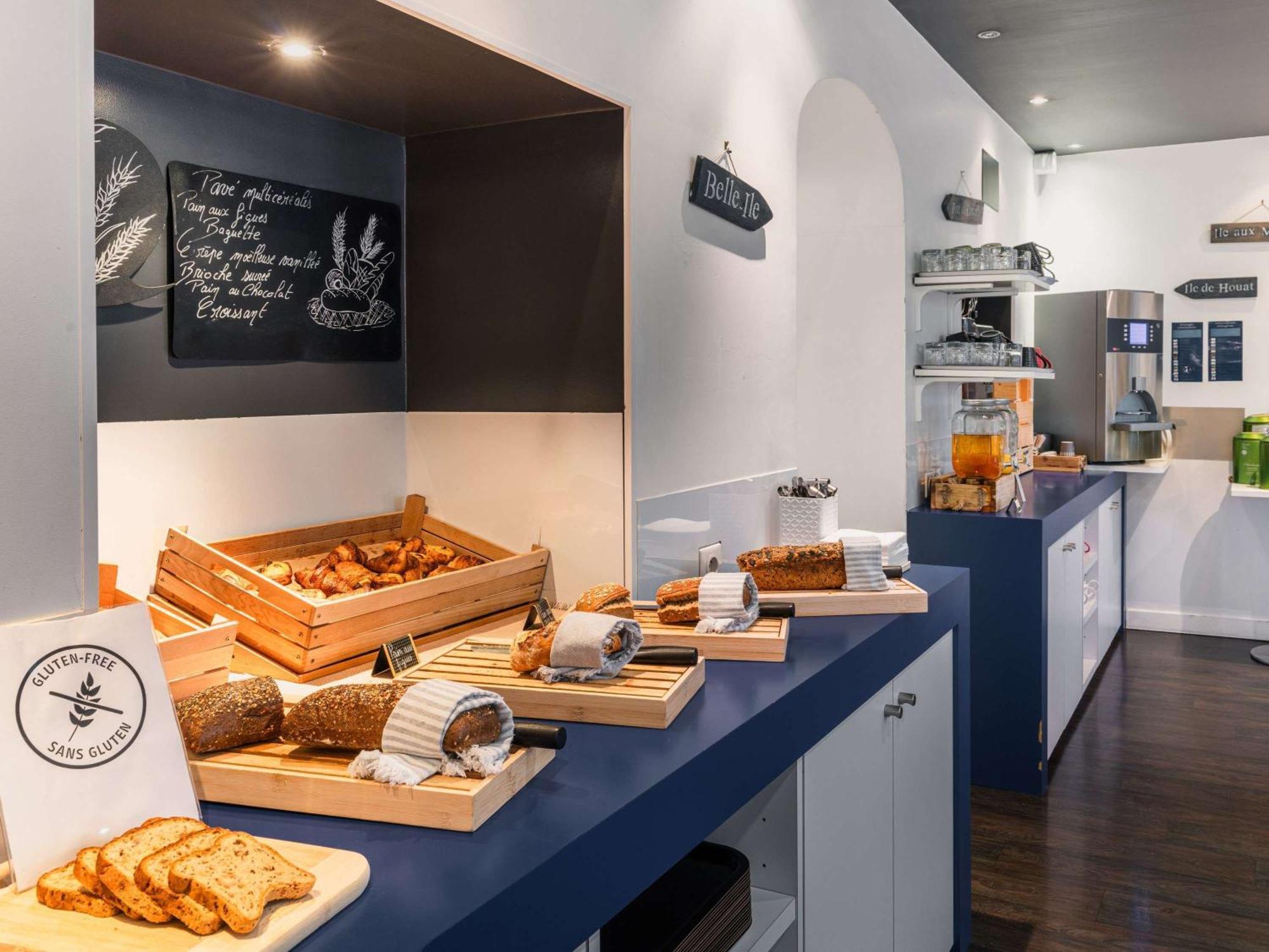 Ibis Styles Vannes Gare Centre Εξωτερικό φωτογραφία