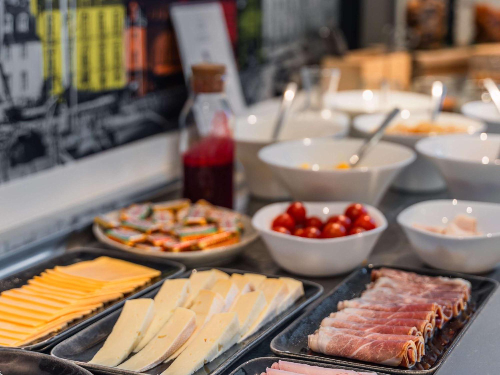 Ibis Styles Vannes Gare Centre Εξωτερικό φωτογραφία